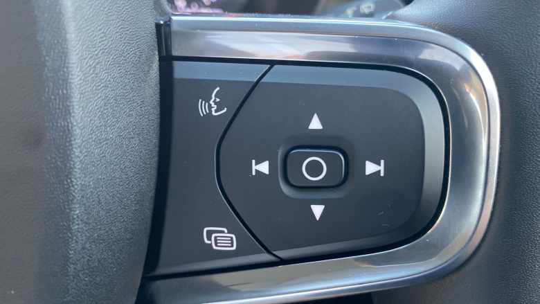 Volvo Xc40 1.5 T5 Recharge PHEV Inscription Pro 5dr Auto Estate